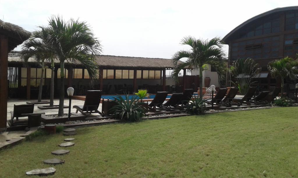 The Palms At Prampram Villa Exterior photo