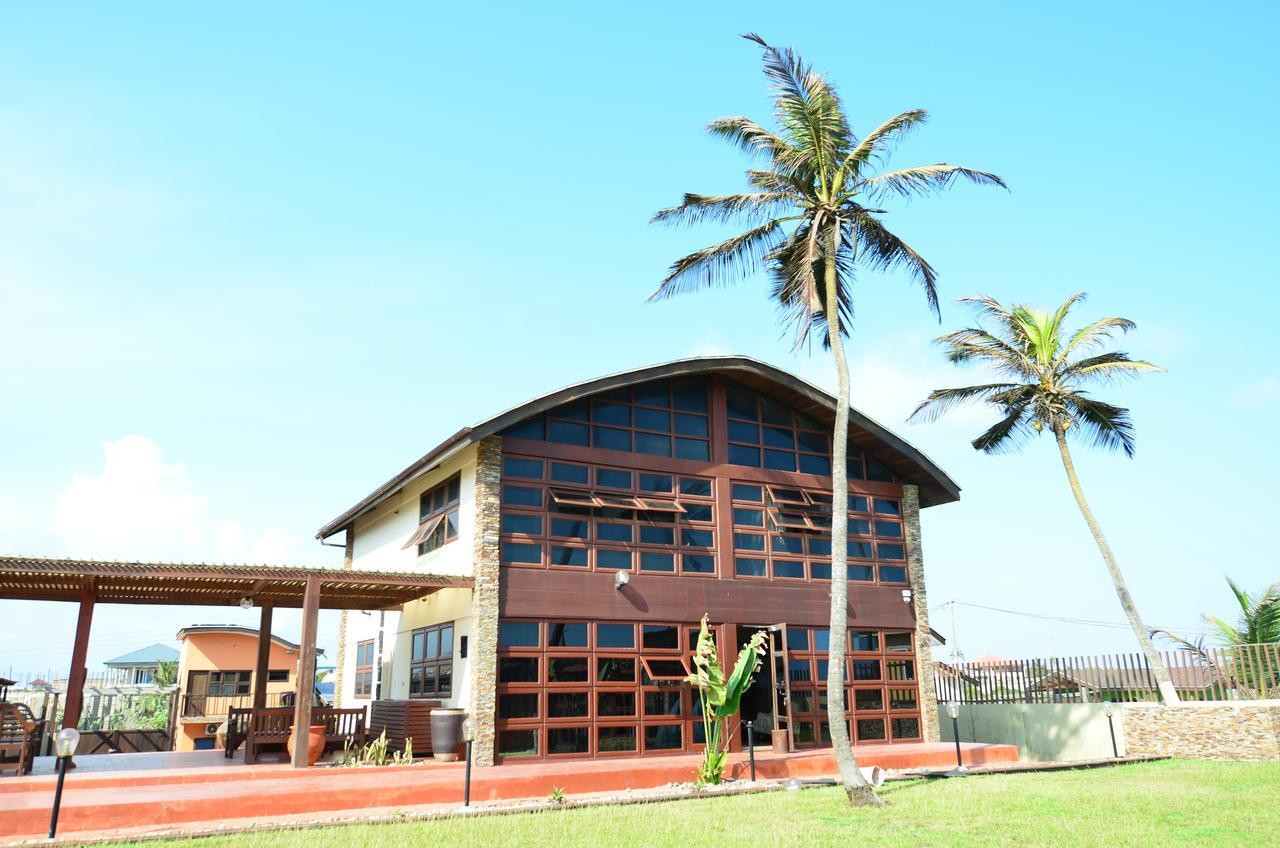 The Palms At Prampram Villa Exterior photo